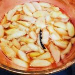 桃とヴァニラビーンズのコンフィチュール(ママンチュール)作り