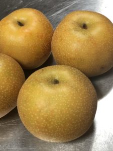 省農薬の秋の味覚梨