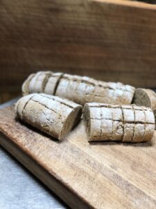 ライ麦１００％天然酵母パン（有機ライ麦５０％北海道産ライ麦５０％）パン