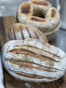 無農薬天日干し米の甘酒使用有機スペルト50%天然酵母カンパーニュパン